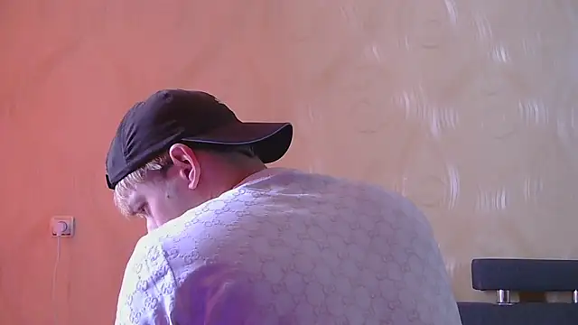 Snapshot of frama666 chatting on 21, 4, 2026 frama666 online show from 21, 4, 2026