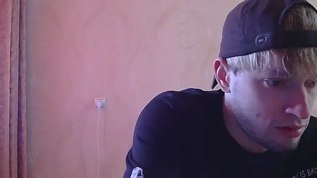 Snapshot of frama666 chatting on 24, 4, 2026 frama666 online show from 24, 4, 2026