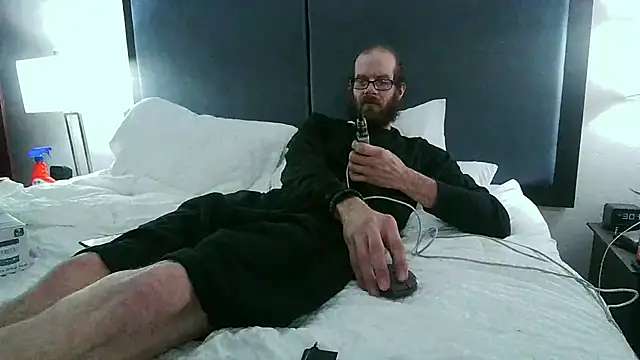 donut024 online show from 20, 3, 2025