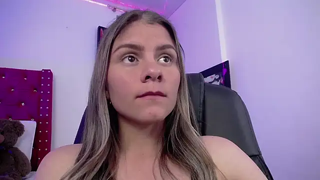 Snapshot of ValeAmayaa chatting on 21, 3, 2025 ValeAmayaa online show from 21, 3, 2025