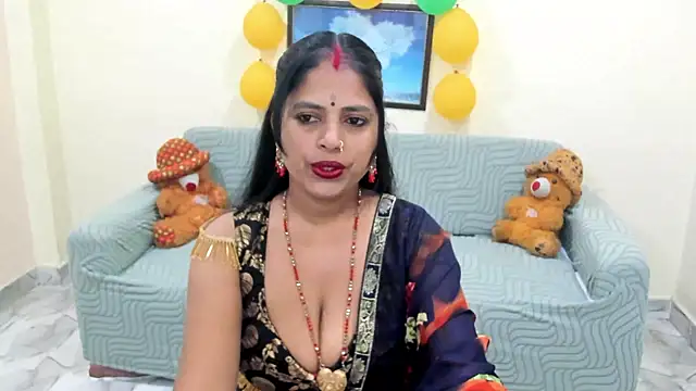 Snapshot of leahgotiii chatting on 14, 11, 2025 leahgotiii online show from 14, 11, 2025