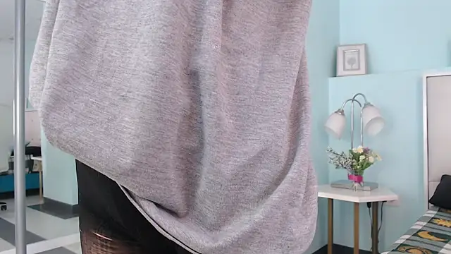 Snapshot of Sunshine_gh1 chatting on 10, 4, 2026 Sunshine gh1 online show from 10, 4, 2026