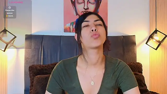 Cassie bloom online show from 21, 11, 2025