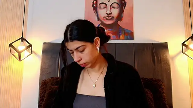 Cassie bloom online show from 1, 12, 2025