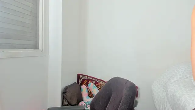 ValeeryRose  online show from 15, 3, 2025