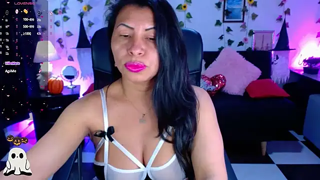 Snapshot of AbbyPrincessAGT chatting on 27, 10, 2025 AbbyPrincessAGT online show from 27, 10, 2025