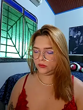 Snapshot of GoddessChaar chatting on 2, 4, 2026 GoddessChaar online show from 2, 4, 2026