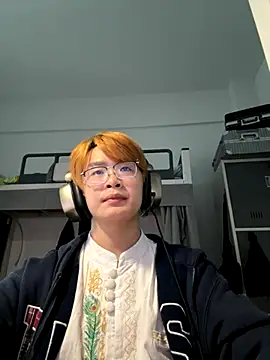 Snapshot of Anson0722 chatting on 11, 10, 2025 Anson0722 online show from 11, 10, 2025