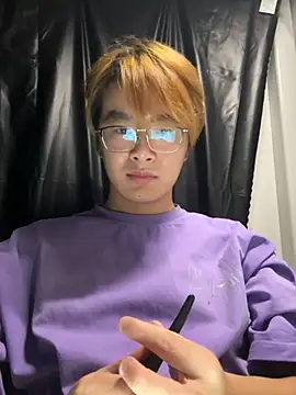 Snapshot of Anson0722 chatting on 28, 10, 2025 Anson0722 online show from 28, 10, 2025