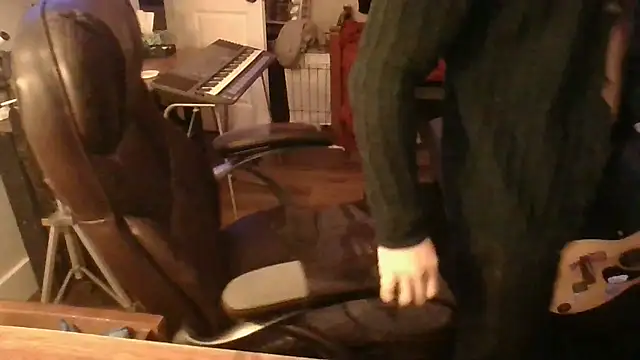 JCstrings online show from 21, 2, 2025