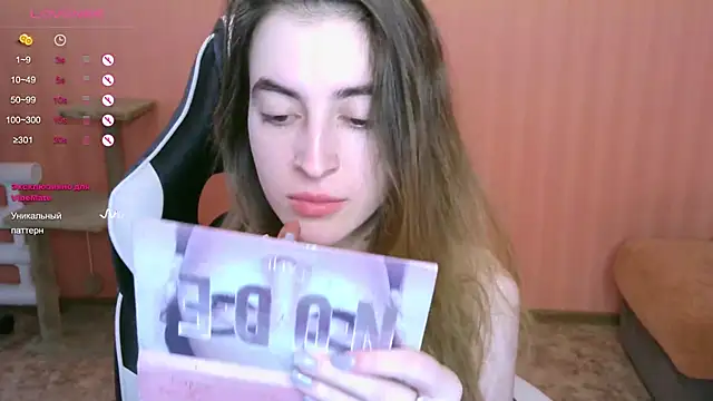 Snapshot of reaiss chatting on 1, 3, 2025 reaiss online show from 1, 3, 2025