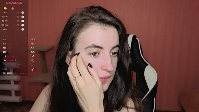 Snapshot of reaiss chatting on 11, 10, 2025 reaiss online show from 11, 10, 2025