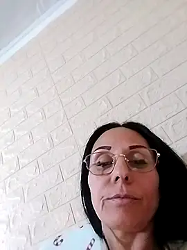 Ramona870 online show from 5, 3, 2025