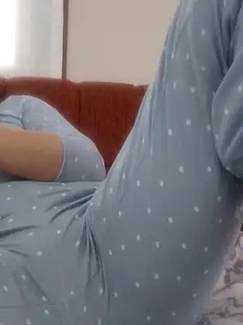 Snapshot of BUSE8821 chatting on 24, 11, 2025 BUSE8821 online show from 24, 11, 2025