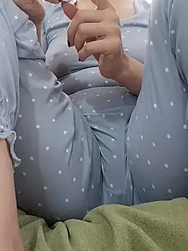 Snapshot of BUSE8821 chatting on 5, 12, 2025 BUSE8821 online show from 5, 12, 2025