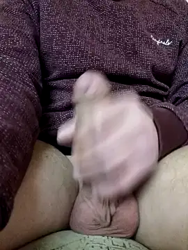 Snapshot of Beauty1900 chatting on 5, 3, 2026 Beauty1900 online show from 5, 3, 2026