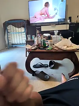 Snapshot of Aloxix chatting on 2, 11, 2025 Aloxix online show from 2, 11, 2025