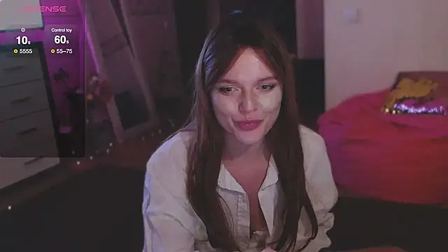 CherryRed Girl online show from 22, 2, 2025