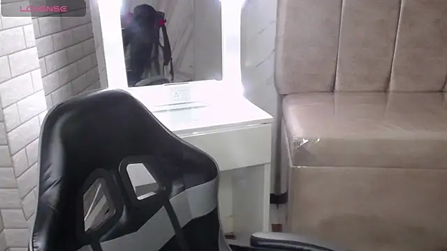 Isabella Collen v online show from 11, 2, 2026