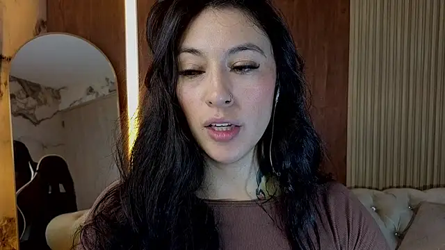 Isabella Collen v online show from 16, 7, 2026
