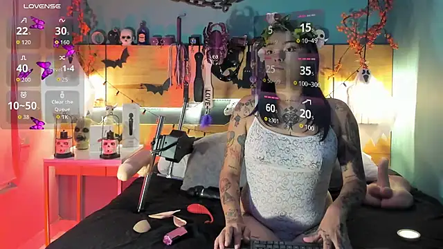 ChloeAllennn online show from 26, 10, 2025