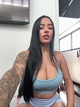 Snapshot of Antonella_Smiith_ chatting on 22, 4, 2026 Antonella Smiith online show from 22, 4, 2026