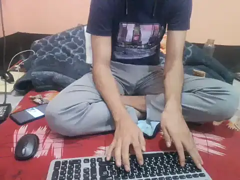 Snapshot of rahulkajuuu0909 chatting on 18, 11, 2025 rahulkajuuu0909 online show from 18, 11, 2025