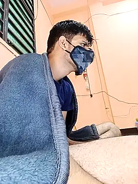 Snapshot of rahulkajuuu0909 chatting on 27, 11, 2025 rahulkajuuu0909 online show from 27, 11, 2025