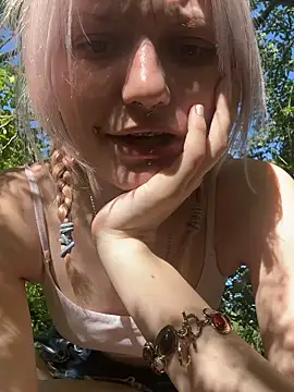 KimiSakura online show from 28, 5, 2026