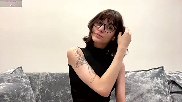 Snapshot of SibleyBurner chatting on 2, 2, 2026 SibleyBurner online show from 2, 2, 2026