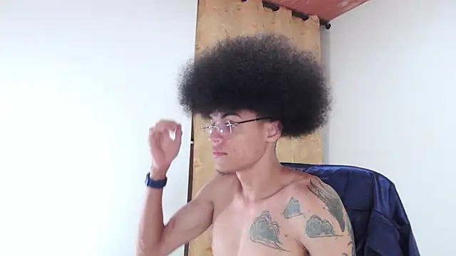 Snapshot of Smith_Gael chatting on 7, 4, 2026 Smith Gael online show from 7, 4, 2026