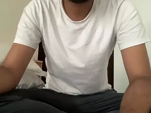 Snapshot of playboyx007 chatting on 8, 4, 2026 playboyx007 online show from 8, 4, 2026