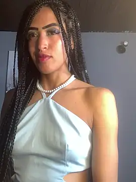 Snapshot of MichelleDiaz_Pink chatting on 4, 3, 2025 MichelleDiaz Pink online show from 4, 3, 2025