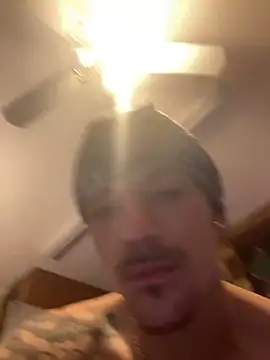 Snapshot of Polaroid_White chatting on 3, 11, 2025 Polaroid White online show from 3, 11, 2025