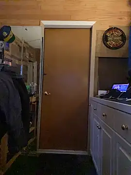 Snapshot of Polaroid_White chatting on 13, 11, 2025 Polaroid White online show from 13, 11, 2025