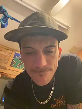 Snapshot of Polaroid_White chatting on 22, 11, 2025 Polaroid White online show from 22, 11, 2025