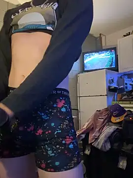 Snapshot of Polaroid_White chatting on 29, 11, 2025 Polaroid White online show from 29, 11, 2025