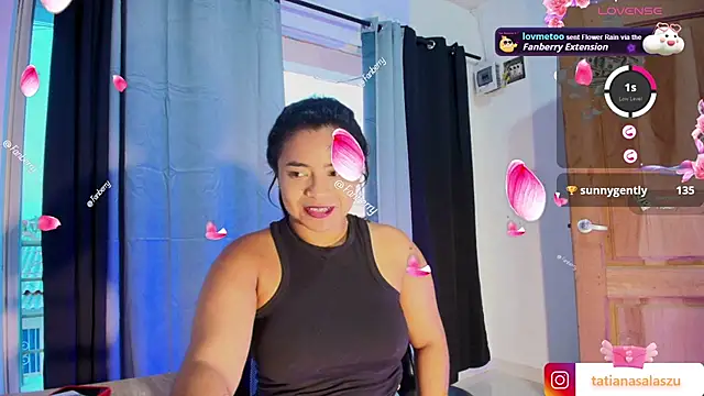 Snapshot of tatiana_10 chatting on 20, 3, 2025 tatiana 10 online show from 20, 3, 2025