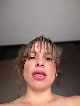 Snapshot of gynna_kimera chatting on 7, 4, 2026 gynna kimera online show from 7, 4, 2026