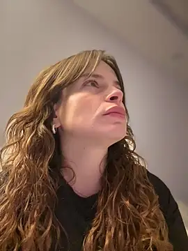 Snapshot of gynna_kimera chatting on 27, 4, 2026 gynna kimera online show from 27, 4, 2026