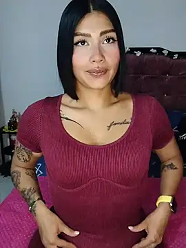 Snapshot of Kylie_brazt chatting on 7, 5, 2026 Kylie brazt online show from 7, 5, 2026