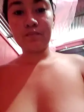 Snapshot of meddy_delicinha chatting on 2, 3, 2025 meddy delicinha online show from 2, 3, 2025