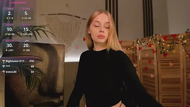 Snapshot of may_shy_ chatting on 24, 2, 2025 may shy online show from 24, 2, 2025