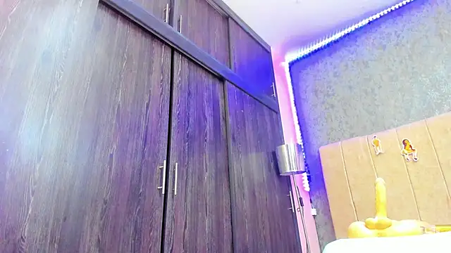 ava-am online show from 18, 12, 2025