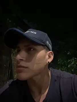 Snapshot of MaxxxSteil chatting on 4, 3, 2025 MaxxxSteil online show from 4, 3, 2025