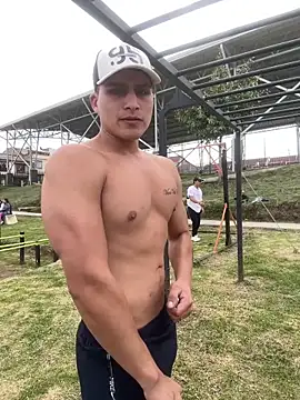 Snapshot of MaxxxSteil chatting on 5, 2, 2026 MaxxxSteil online show from 5, 2, 2026