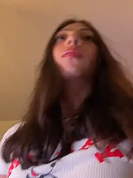 Snapshot of Dirty-Bunnyyy chatting on 23, 12, 2025 Dirty-Bunnyyy online show from 23, 12, 2025