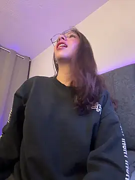 Snapshot of Dirty-Bunnyyy chatting on 19, 2, 2026 Dirty-Bunnyyy online show from 19, 2, 2026