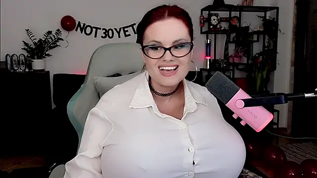 Della Ideal online show from 4, 3, 2026