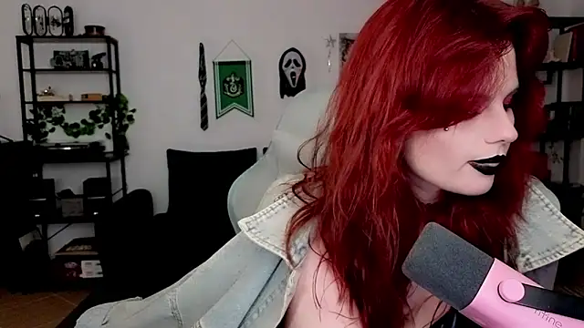 Snapshot of Della_Ideal chatting on 9, 5, 2026 Della Ideal online show from 9, 5, 2026